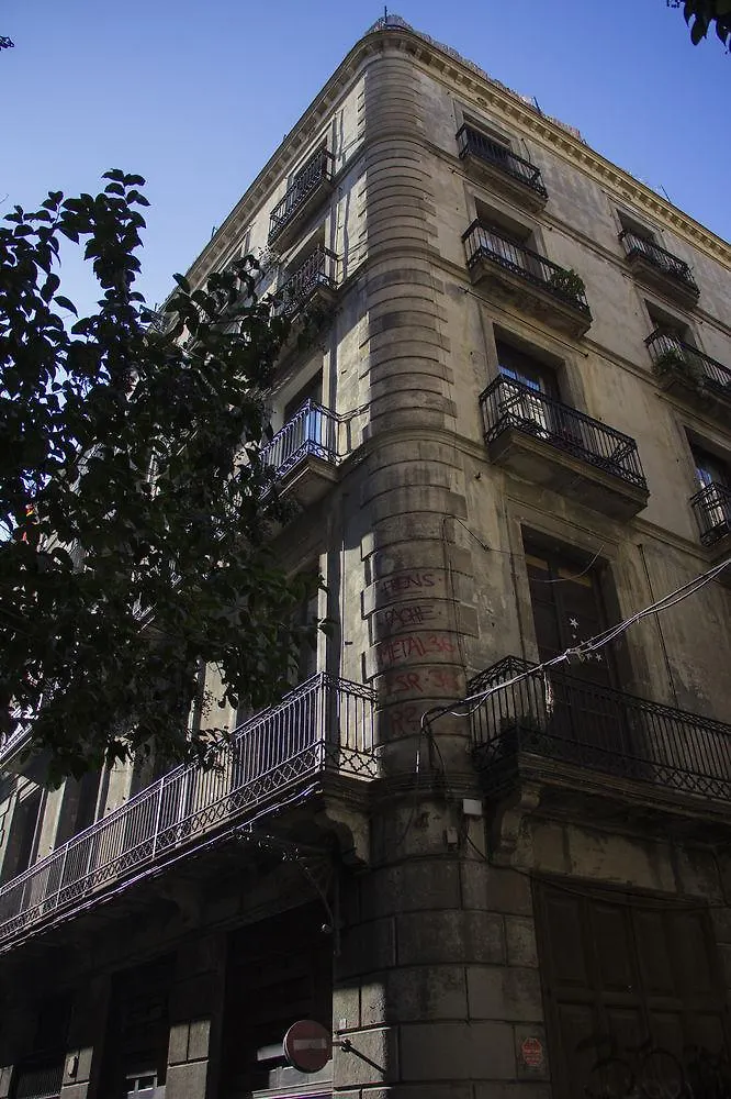 مبيت وإفطار Brun برشلونة 2*,