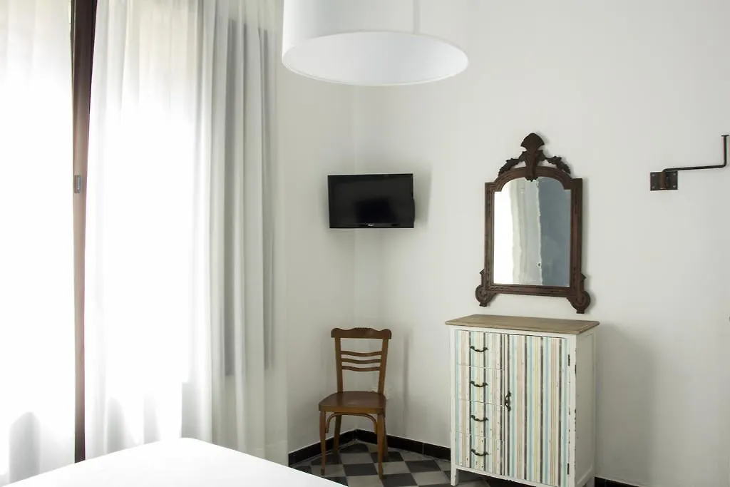 Brun Barcelona Bed & Breakfast 2*,
