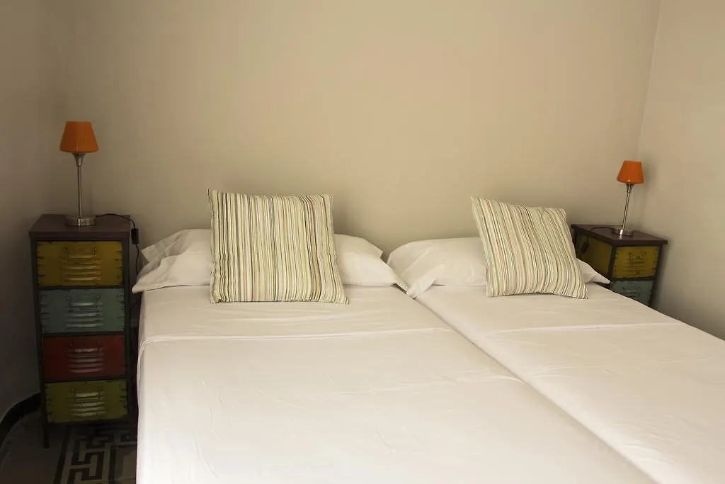 Bed and Breakfast Brun Barcelona 2*,  España