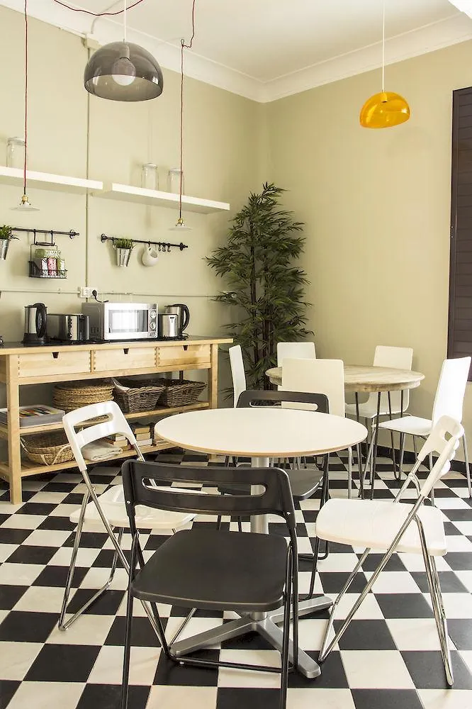 Bed and Breakfast Brun Barcelona 2*,  España